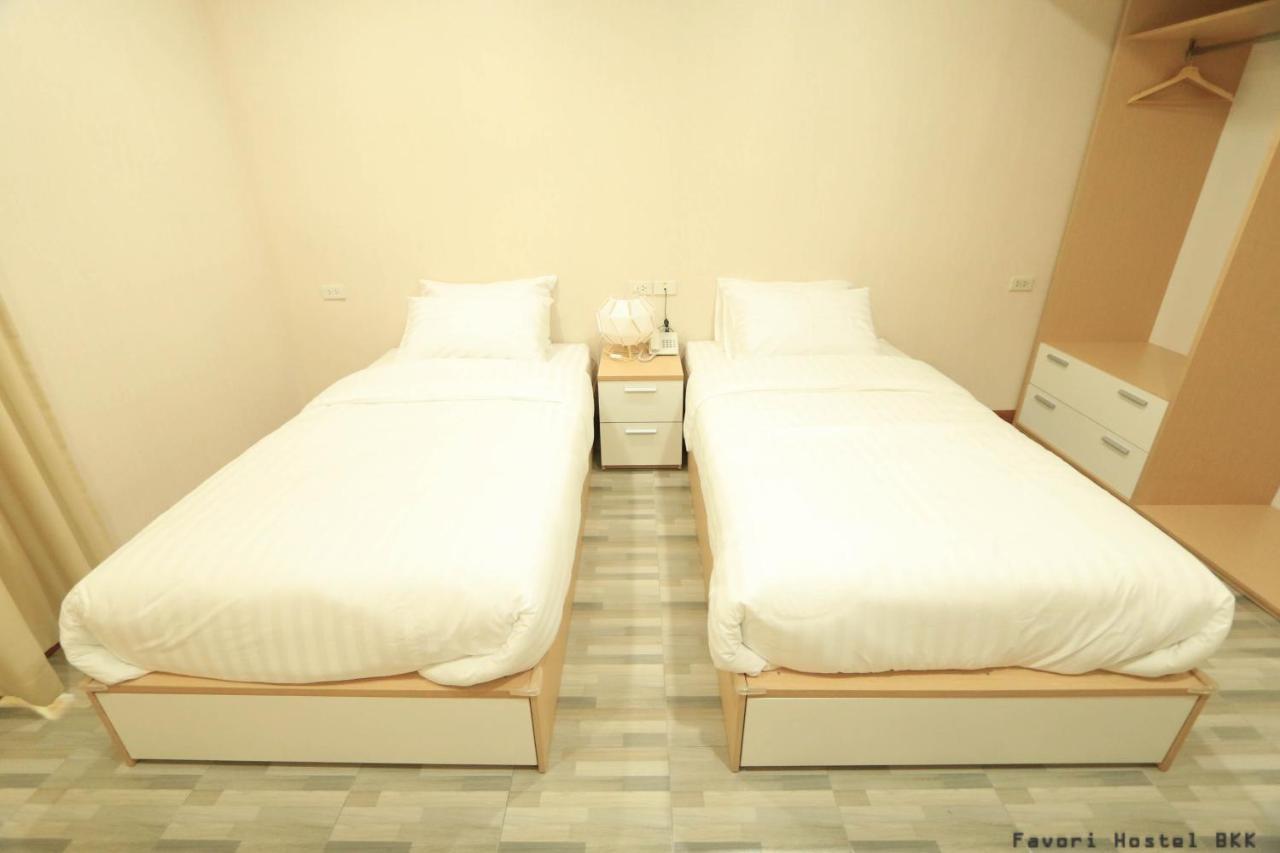 Favori Hostel Bangkok Surawong ภายนอก รูปภาพ