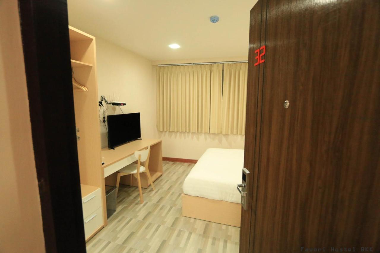 Favori Hostel Bangkok Surawong ภายนอก รูปภาพ