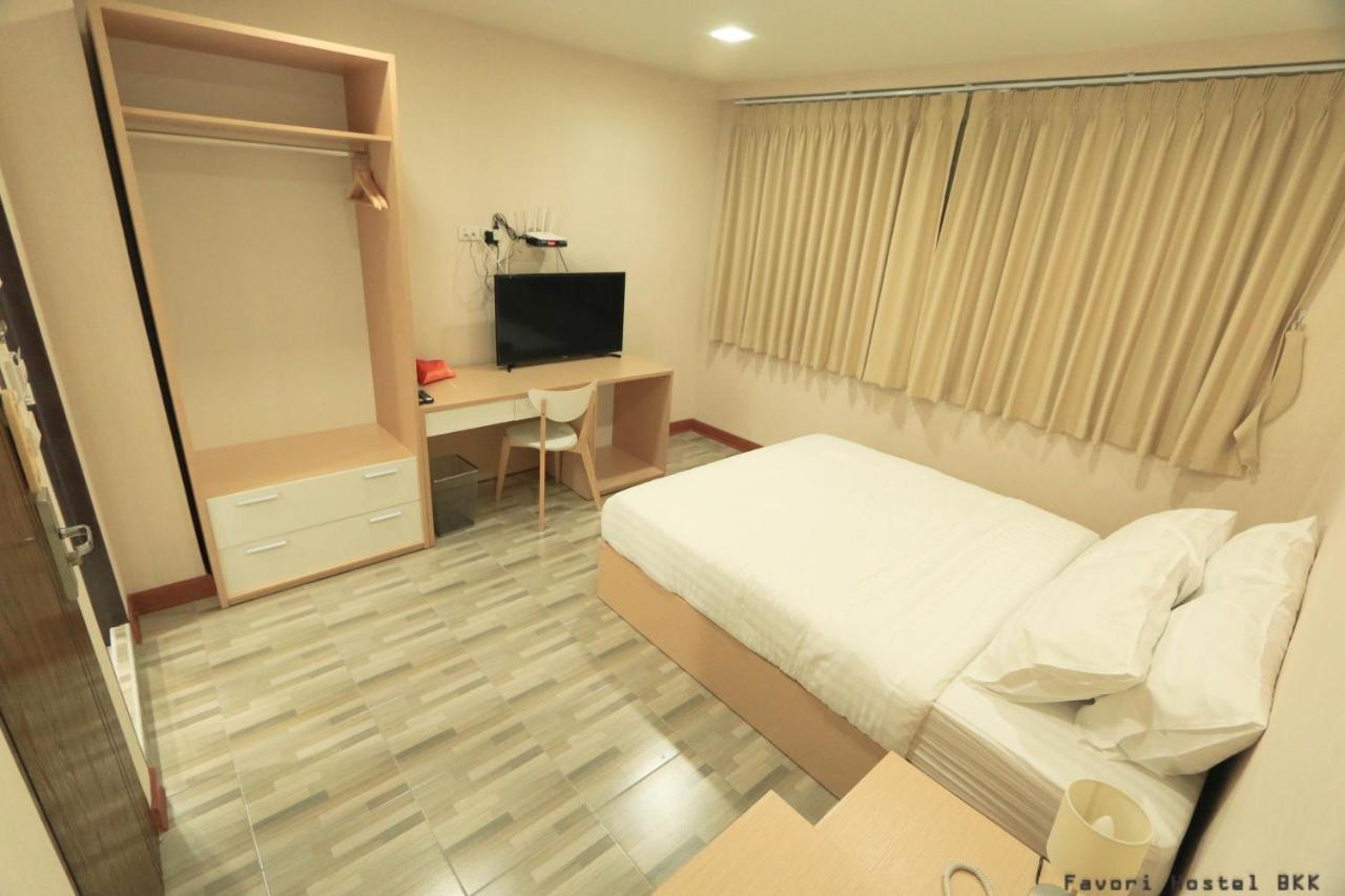 Favori Hostel Bangkok Surawong ภายนอก รูปภาพ